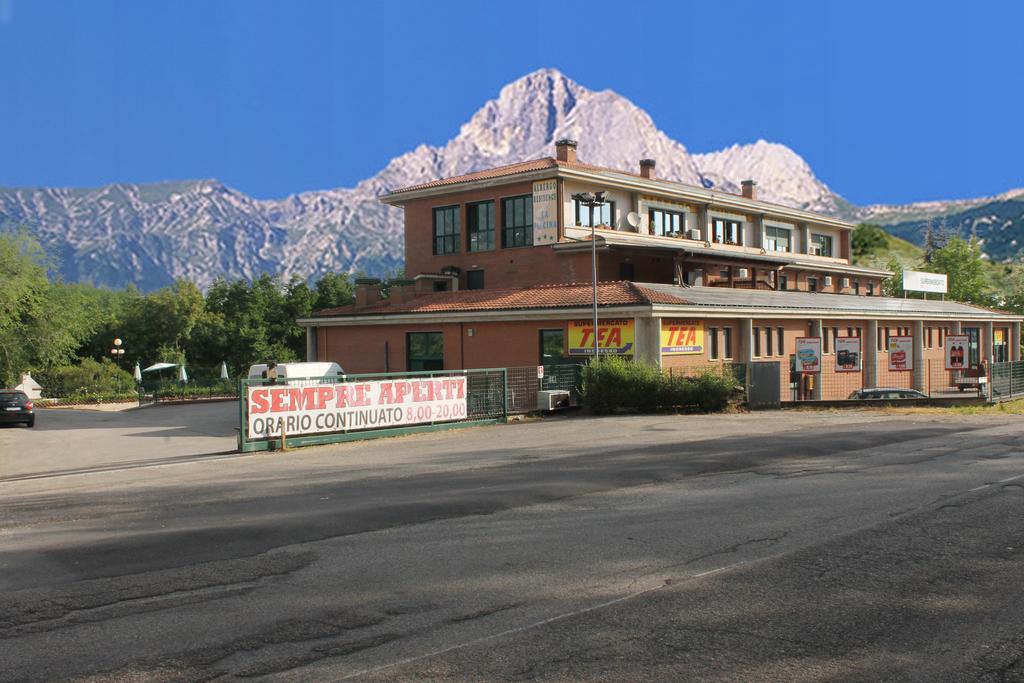 Residence La Piscina Изола-дель-Гран-Сассо-д'Италия Экстерьер фото