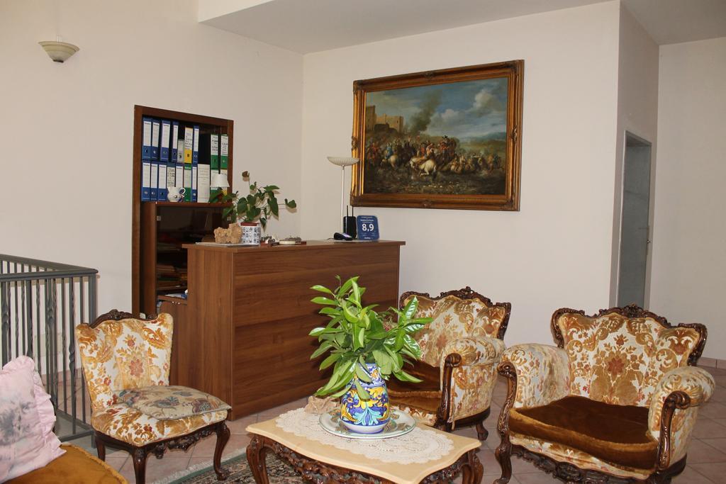 Residence La Piscina Изола-дель-Гран-Сассо-д'Италия Экстерьер фото